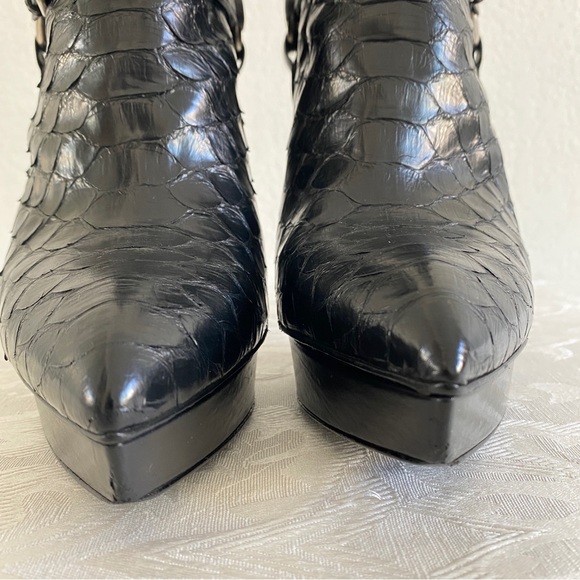 Saint Laurent Black Python platform boots - Picture 11 of 16